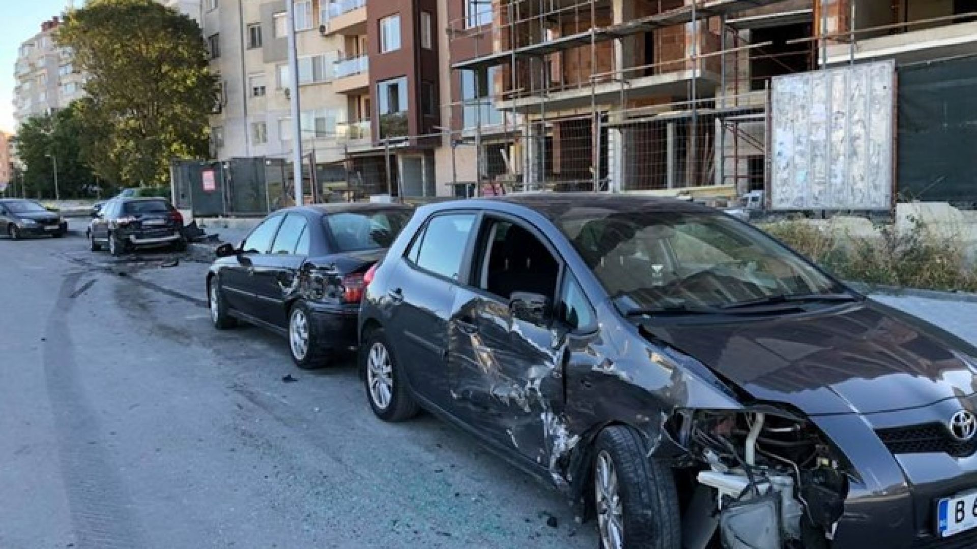 24 годишна подпийнала варненка помля 6 коли паркирани на ул Струга