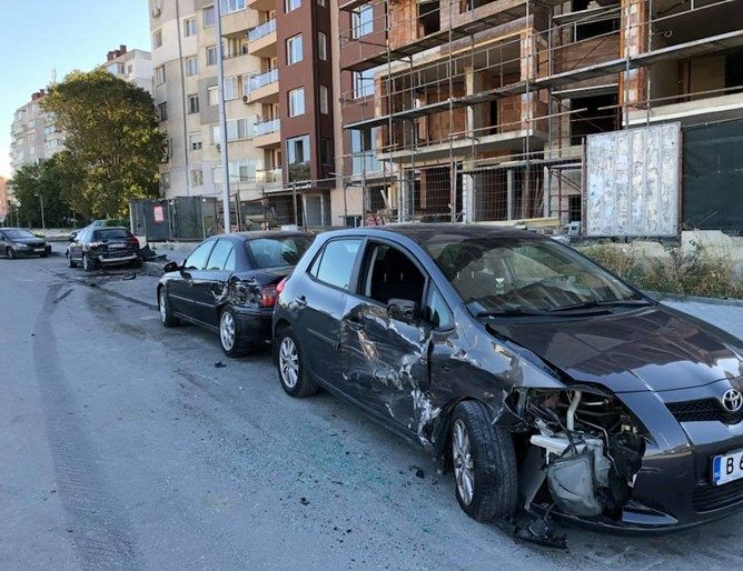 24-годишна подпийнала варненка помля 6 коли, паркирани на ул. "Струга" в морската столица