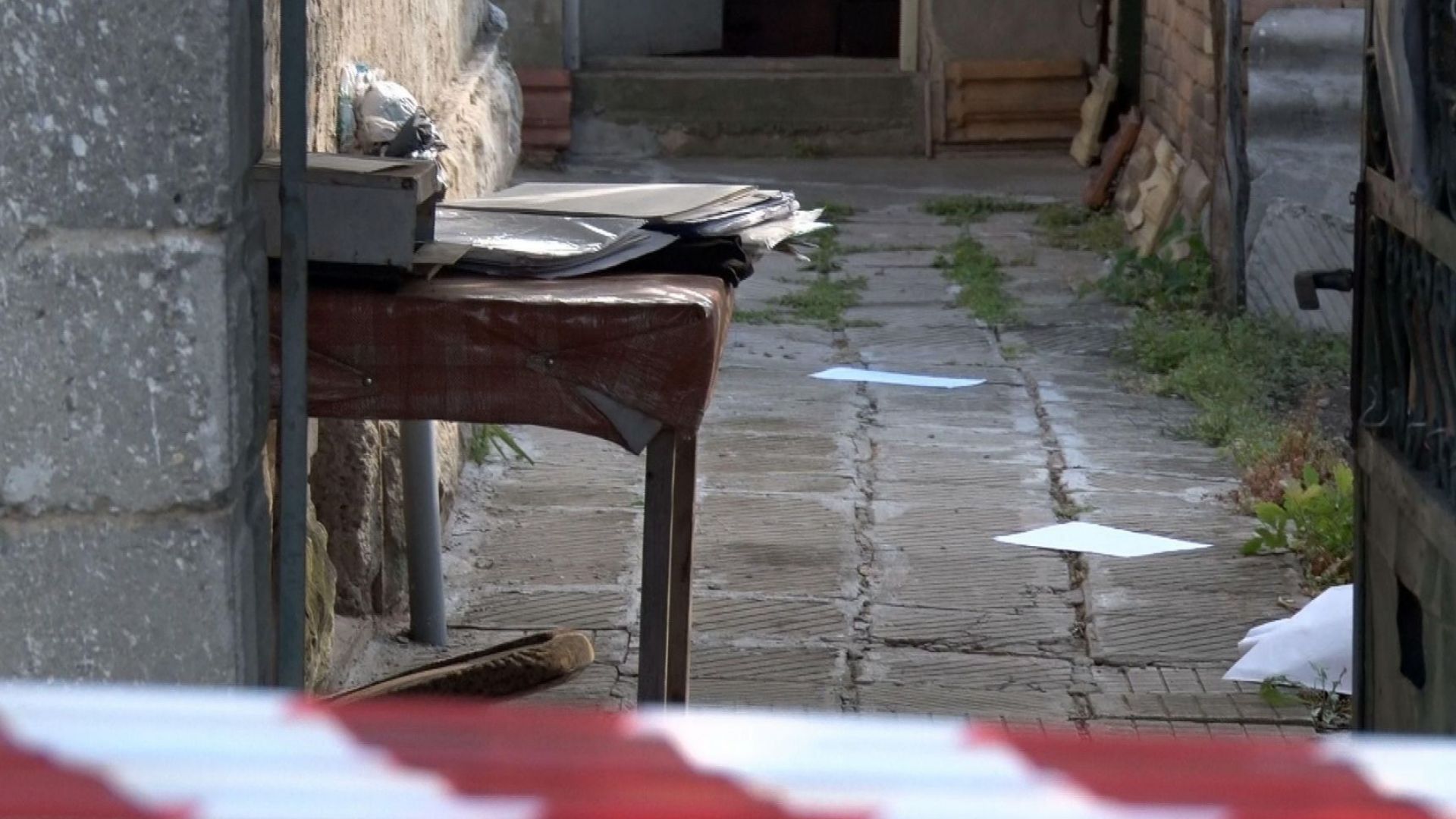 Съдът остави за постоянно в ареста обвинения за жестокото четворно