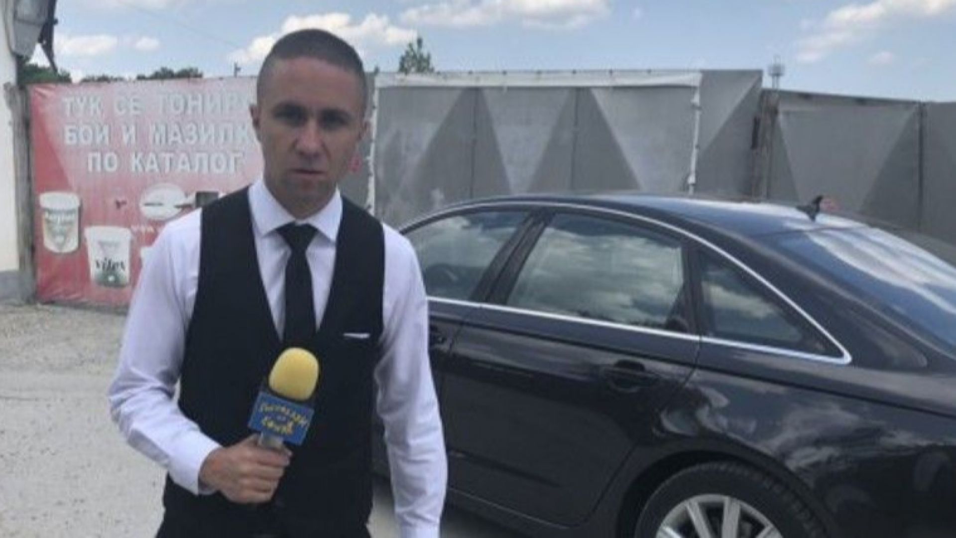 Известният продуцент Магърдич Халваджиян поздрави брат си Джуди който продуцира