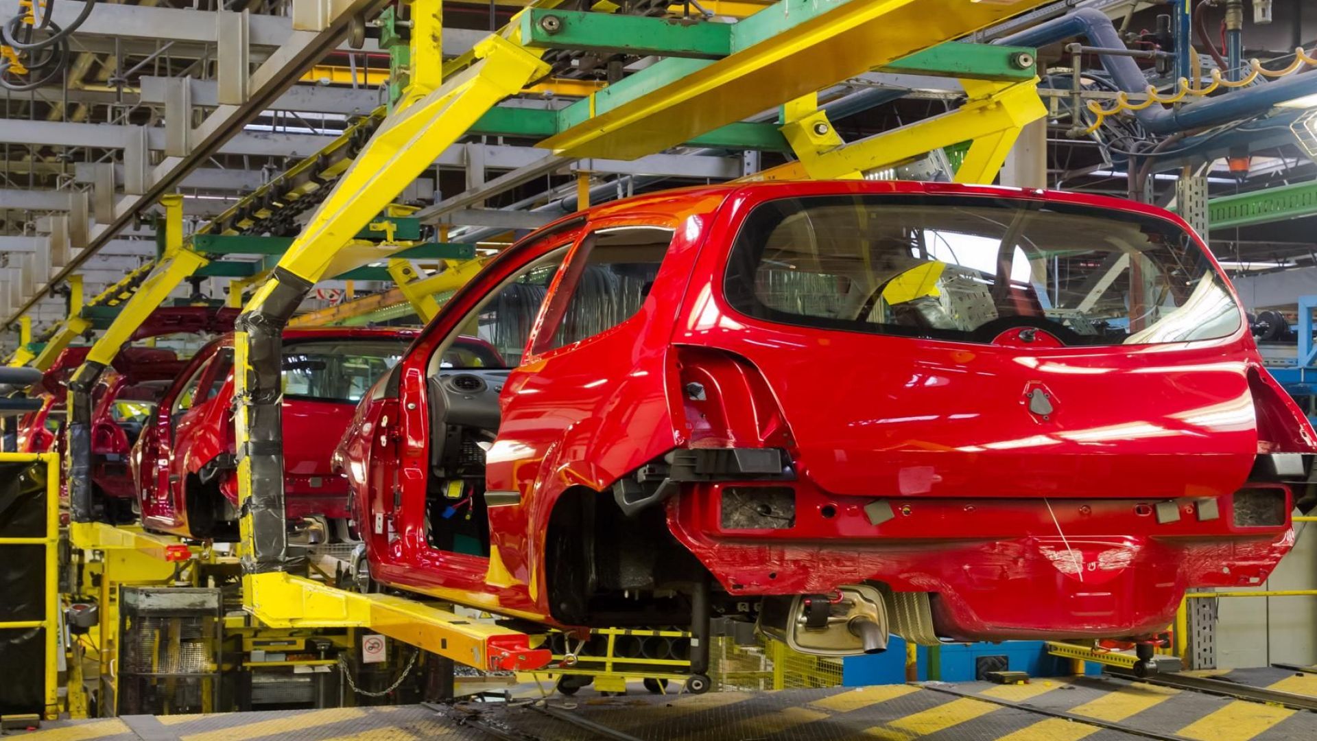 "Стелантис" ще бъде четвъртият по големина производител на коли в света
