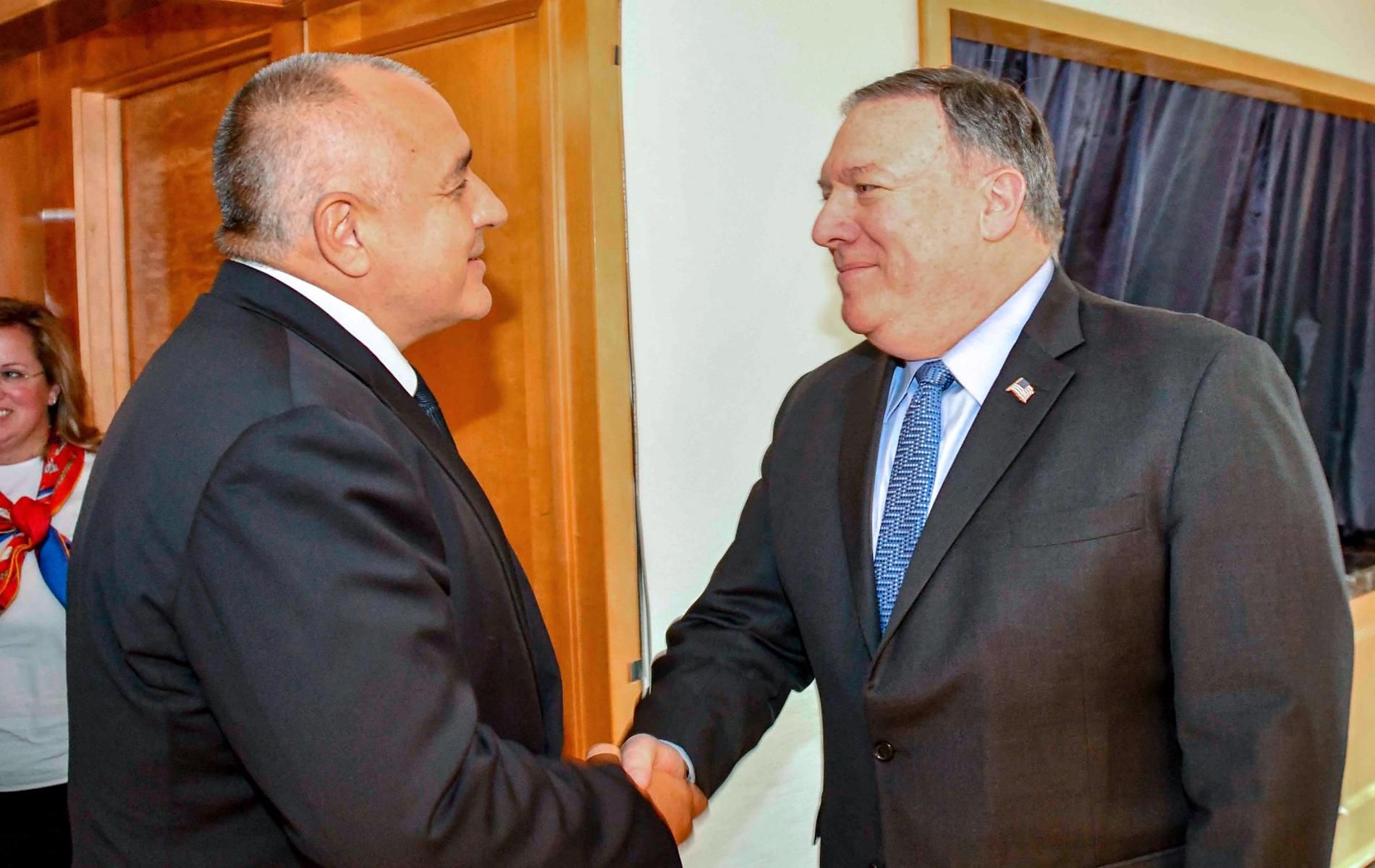 Премиерът Борисов потвърди пред Майк Помпейо ангажиментите на страната ни към НАТО