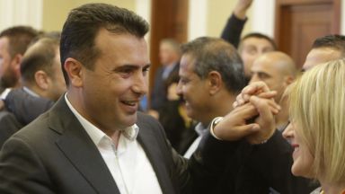 Референдумът се провали, само че Македония ще смени името си 