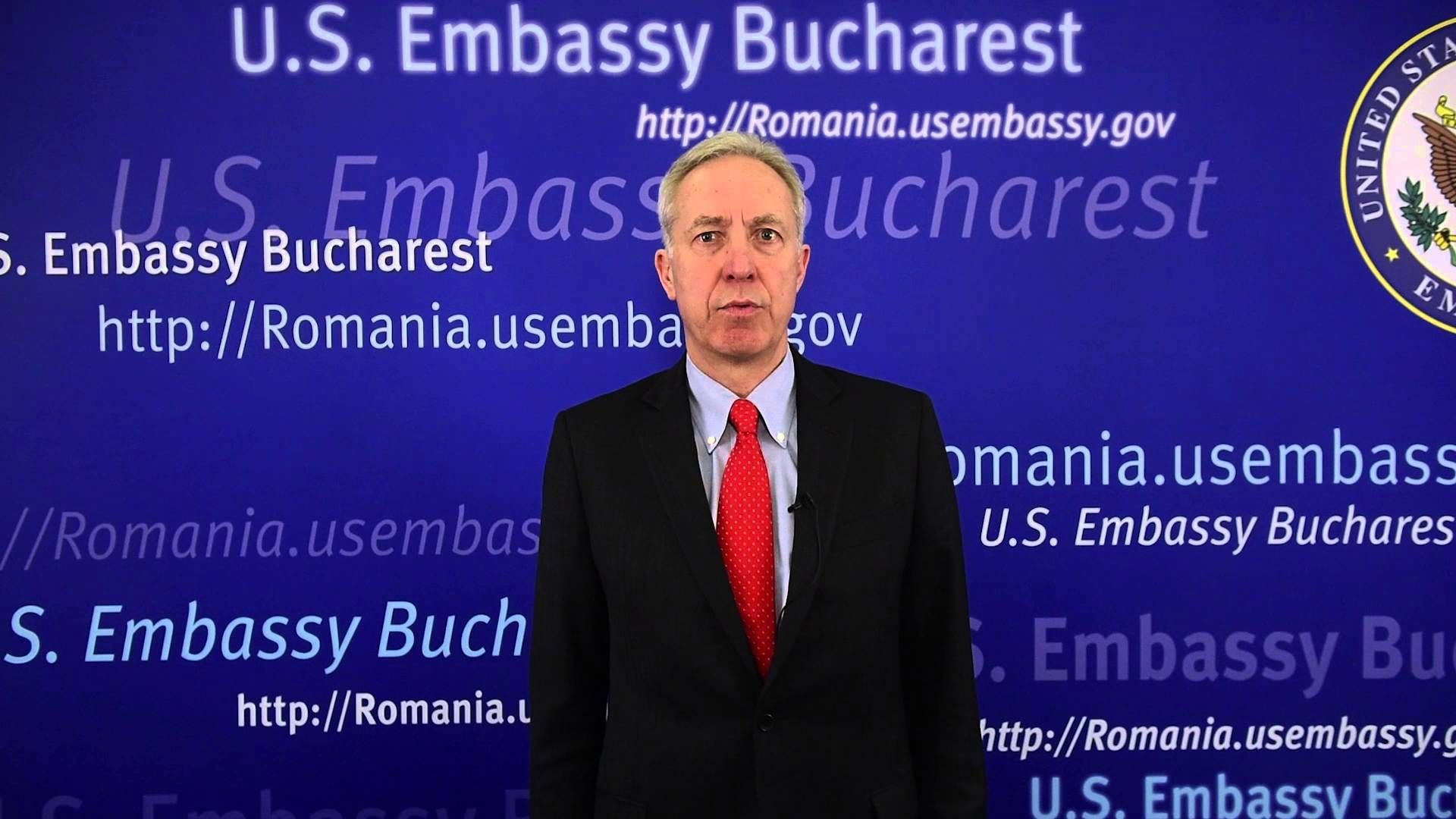 Посланикът на САЩ в Букурещ: Промените в правосъдната система може да върнат Румъния в 2000 година