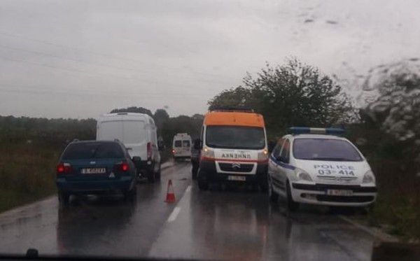 Очевидци публикуваха снимки на тежкия инцидент на пътя Константиново- Белослав