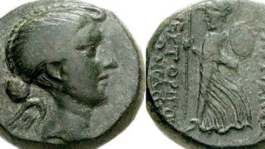 Първите римски монети с женски образ са на жестоката Фулвия