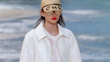 16-годишна българка дефилира за Chanel в Париж