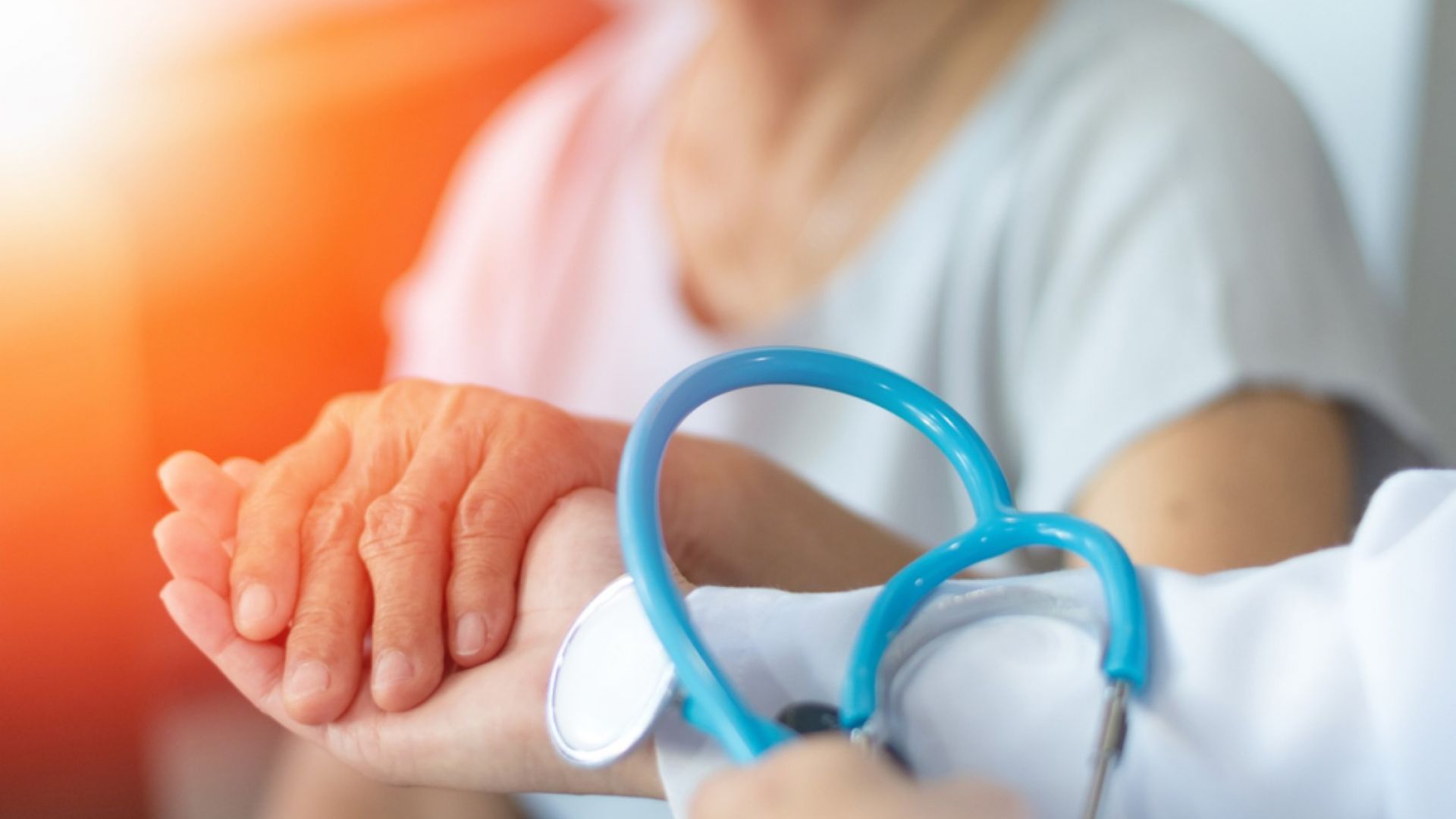 В средата на септември министърът на здравеопазването Ананиев изнесе на