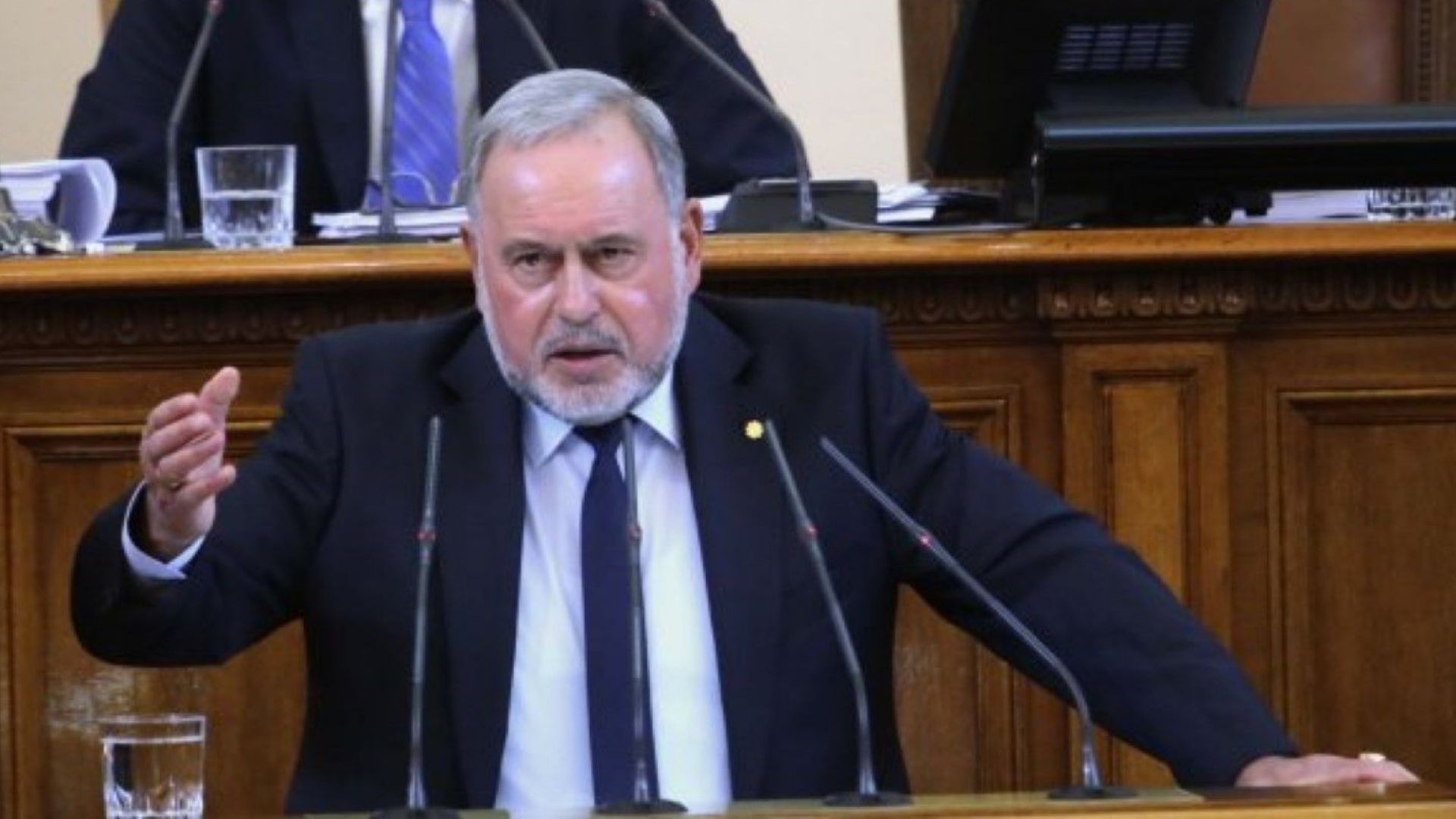 Славчо Велков подаде оставка, вече не е депутат от БСП