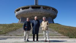 Правят "Бузлуджа" паметник на културата, спасяват го с европейски пари