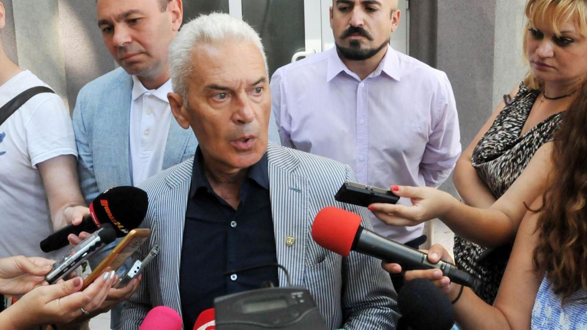 Вотът на недоверие за здравната реформа бил начин на соцлидерката