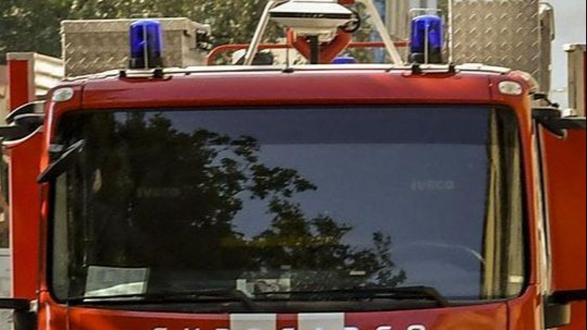 Пожар е избухнал през тази нощ на деветия етаж в