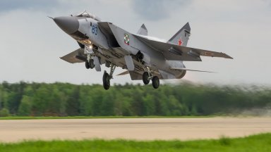 Руски МиГ 31 е прихванал американски разузнавателен самолет RC 135 над Тихия