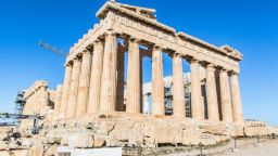 Затвориха Акропола заради жегите в Атина