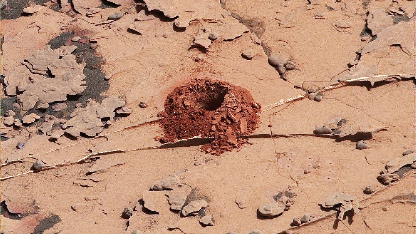 Издълбана от НАСА дупка в повърхността на Марс
