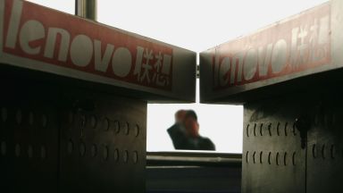 Срив на акциите на Lenovo след шпионска история