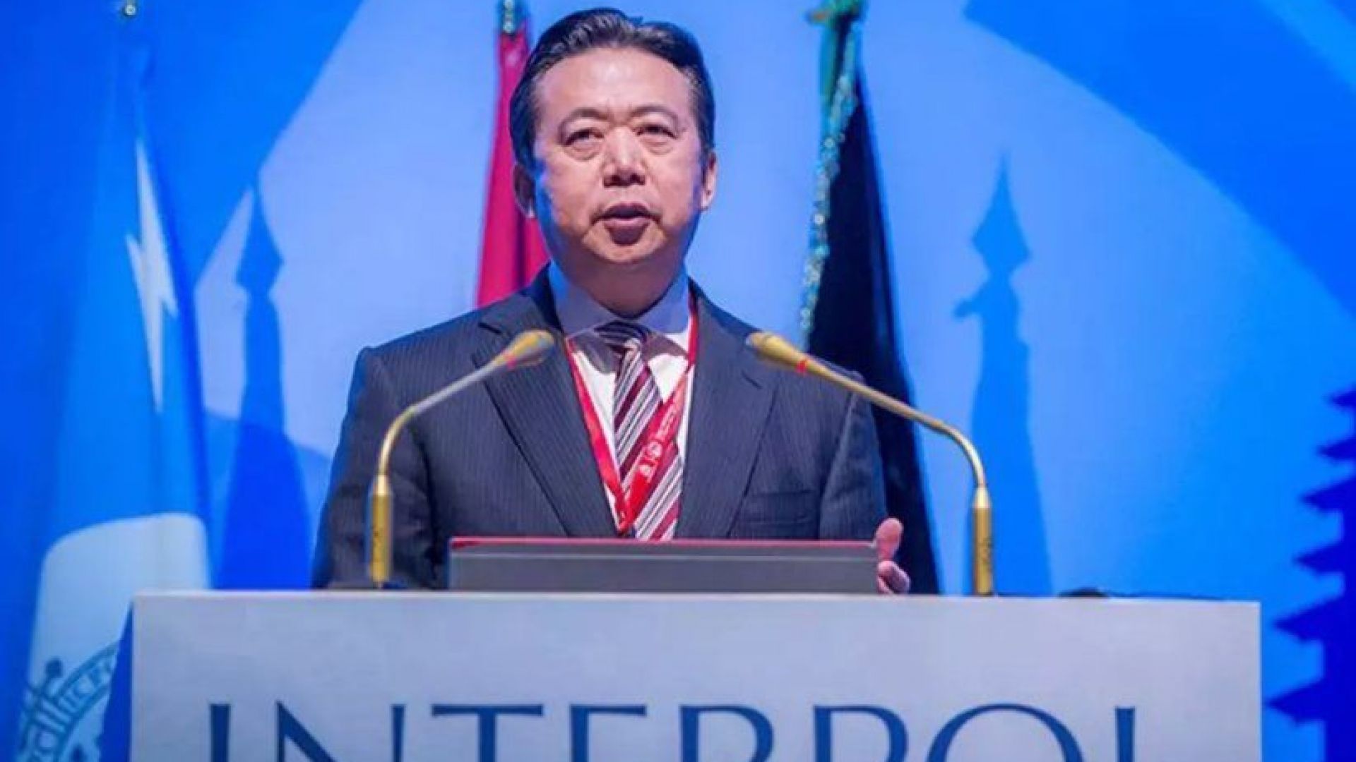 Международната полицейска организация Интерпол заяви че е запозната със съобщенията