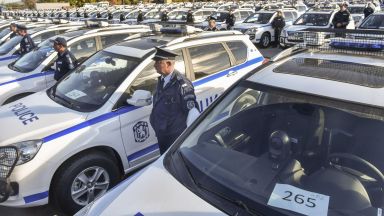 Полицията получи 341 нови автомобили (снимки)