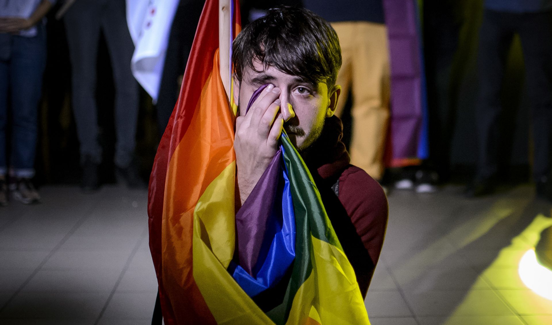 Активистите, които се борят за правата на хомосексуалните и транссексуалните празнуваха изхода от гласуването