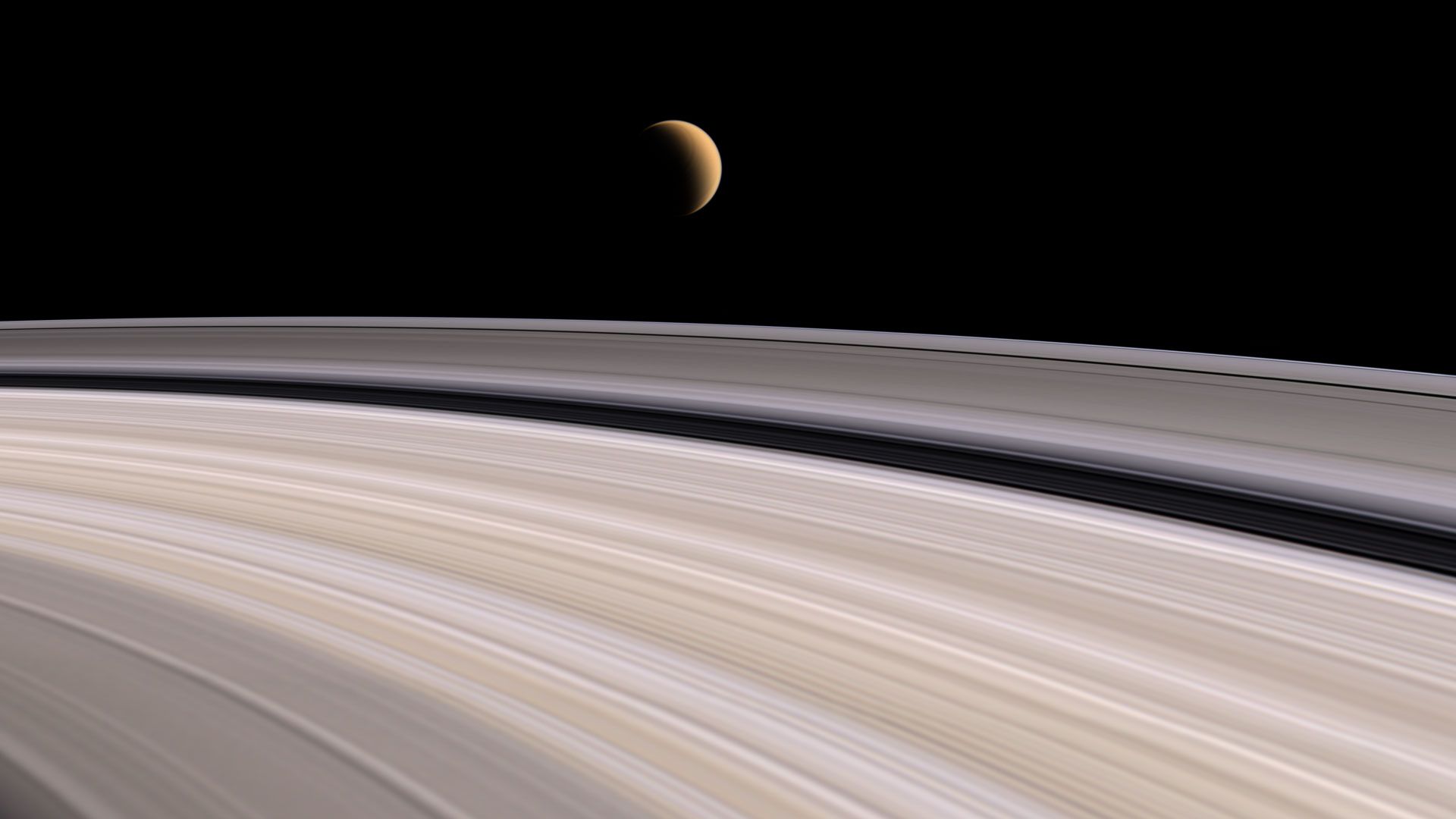 Пръстените на Сатурн и луната Титан