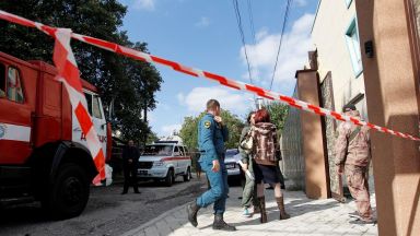 Украинските власти евакуираха 10 000 души след експлозия и пожар в склад за боеприпаси