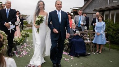 Джордж Буш омъжи дъщеря си за сценарист (снимки)