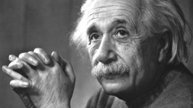 Писмата на Айнщайн - най-скъпата "стока" на неговия гениален ум