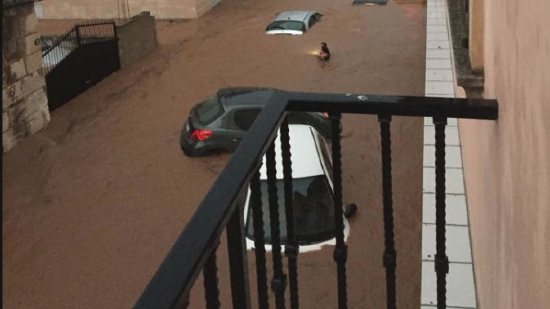 Поройни дъждове заляха югоизточните части на Испания най големи са щетите