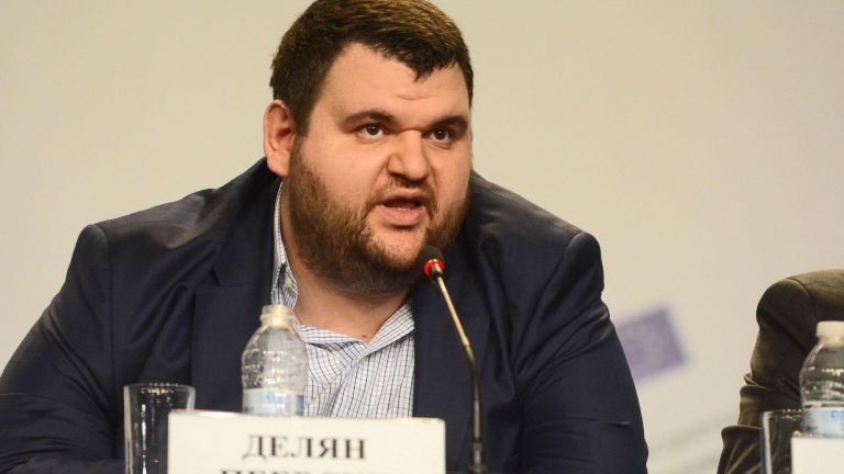 Делян Пеевски обвини Министерството на финансите, че лъже за негова фирма в САЩ