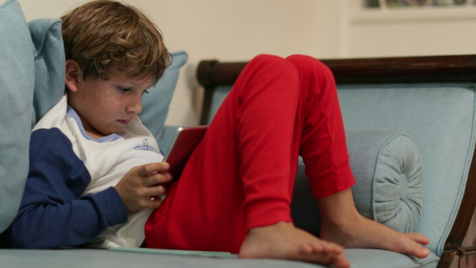 Децата до четвърти клас не трябва да прекарват повече от