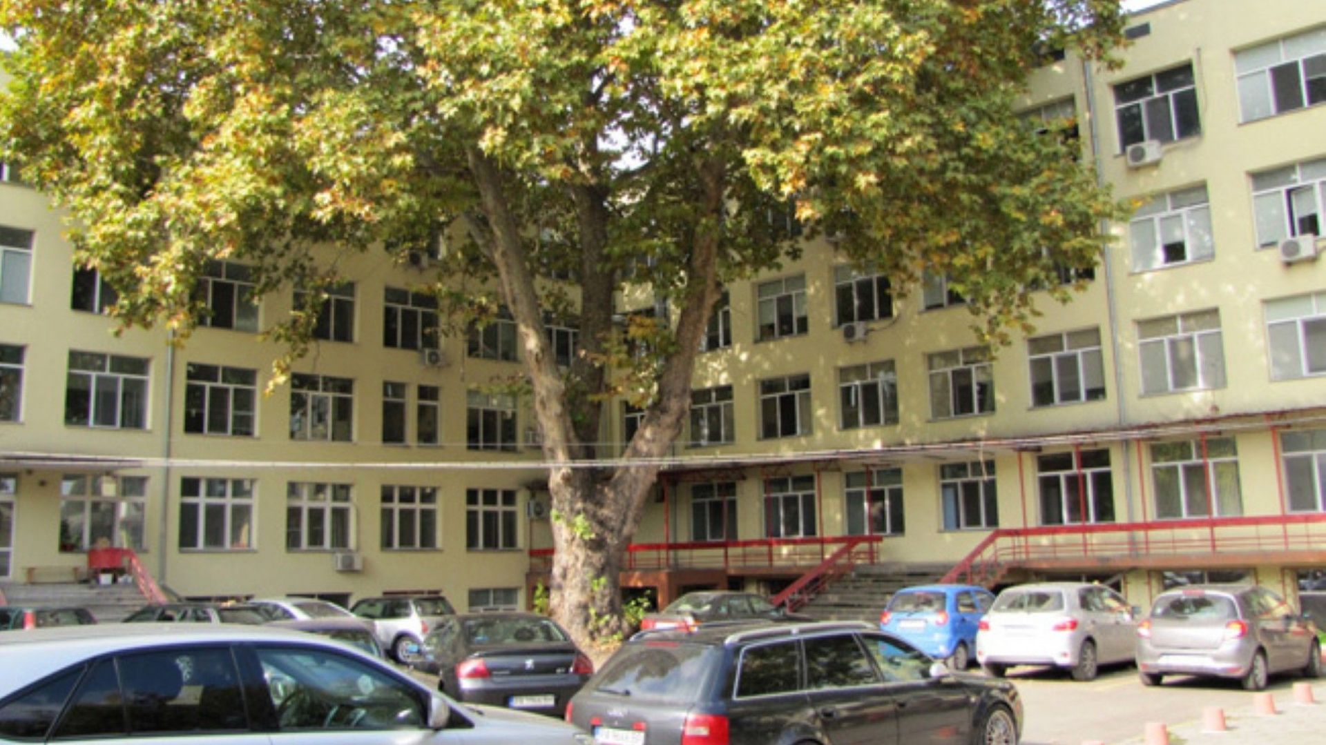 13 годишният Михаил което бе затиснат от футболна врата в Пазарджик