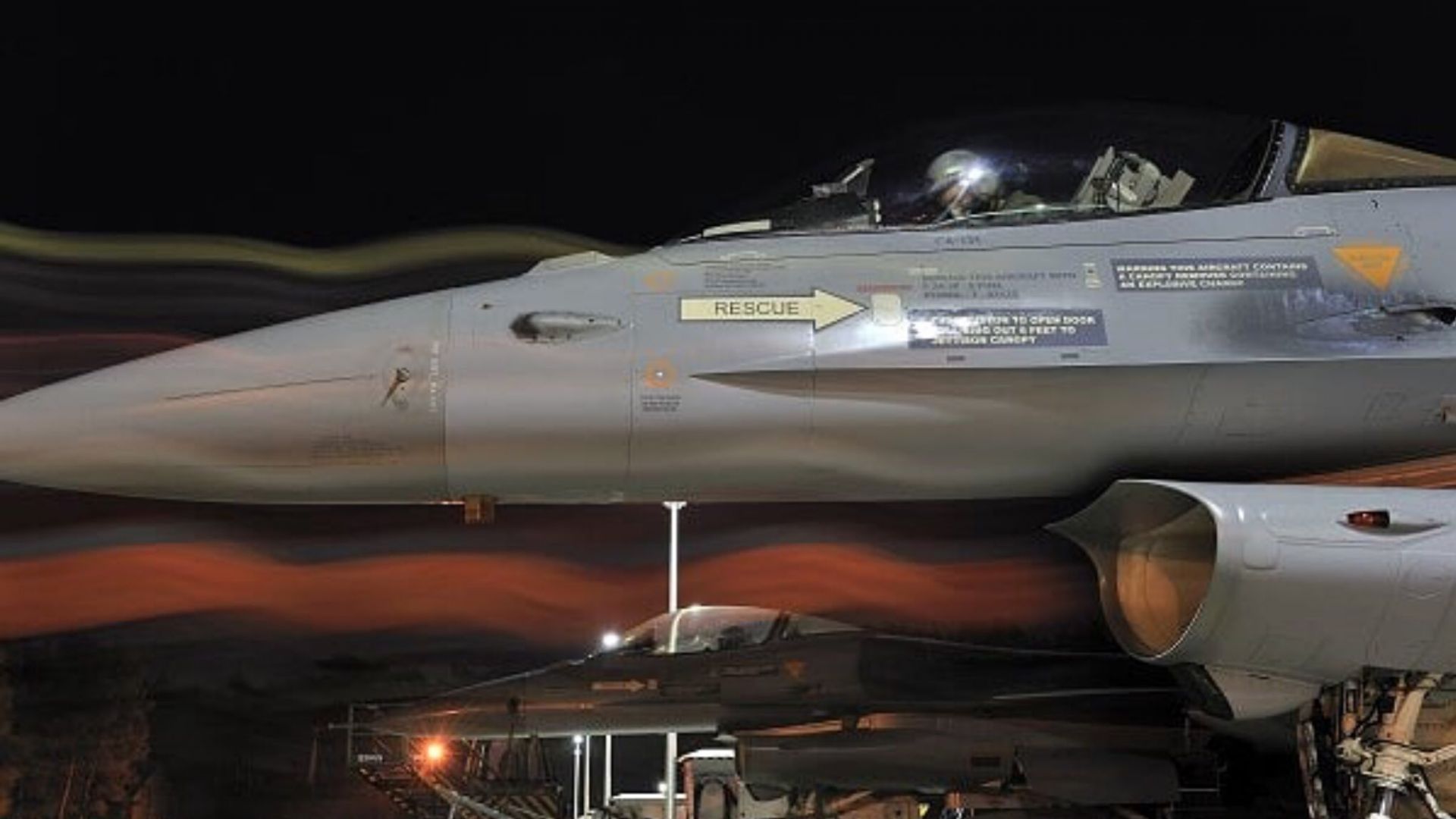 Два изтребителя Ф 16 са горели днес в база Флоренс южно