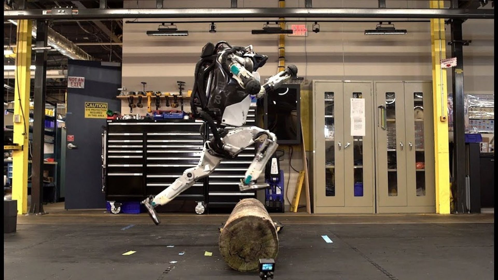 Роботът Atlas усвои нови човешки умения