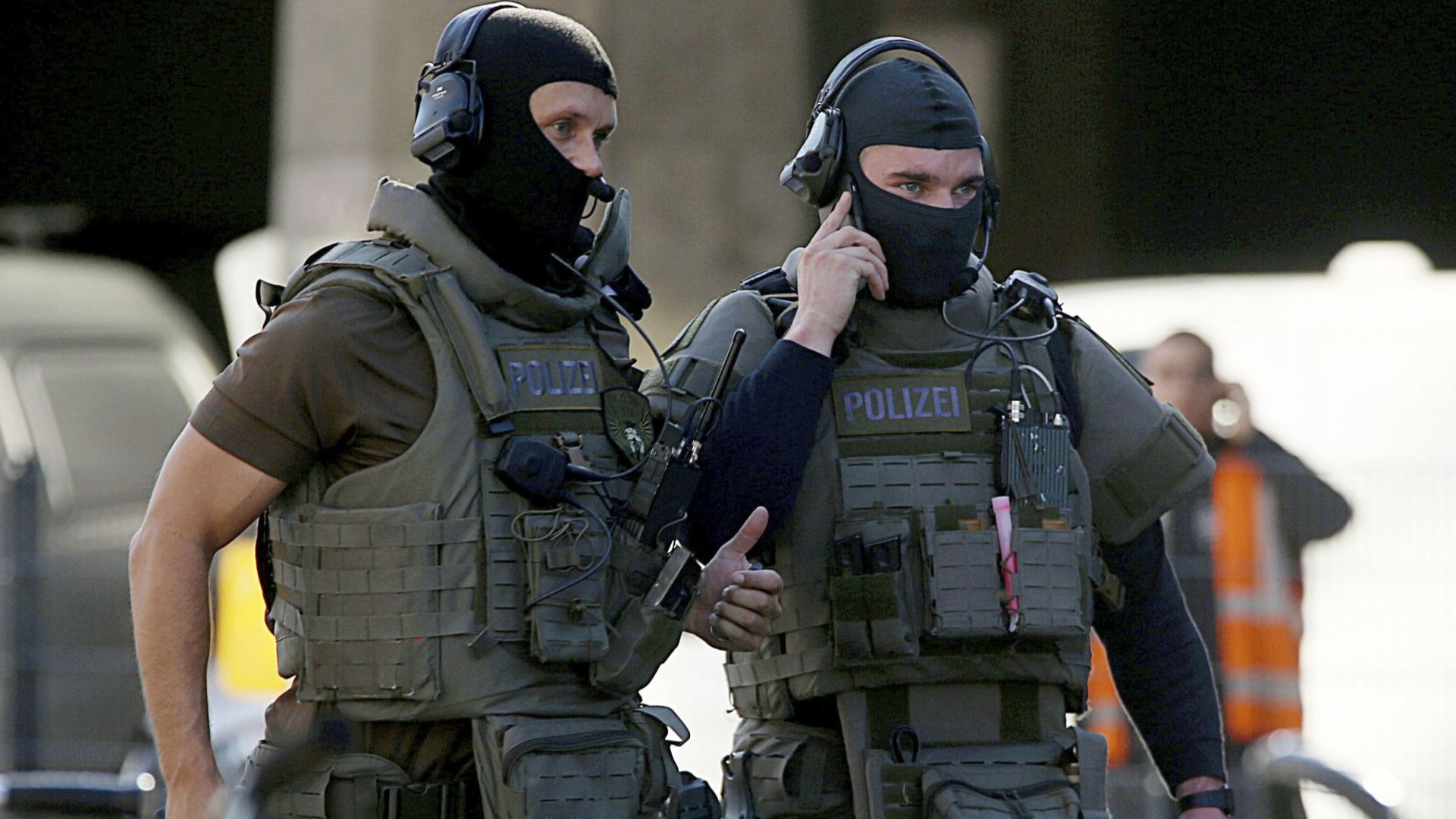 Шестима задържани в Кьолн  по подозрения за подготовка на атентат