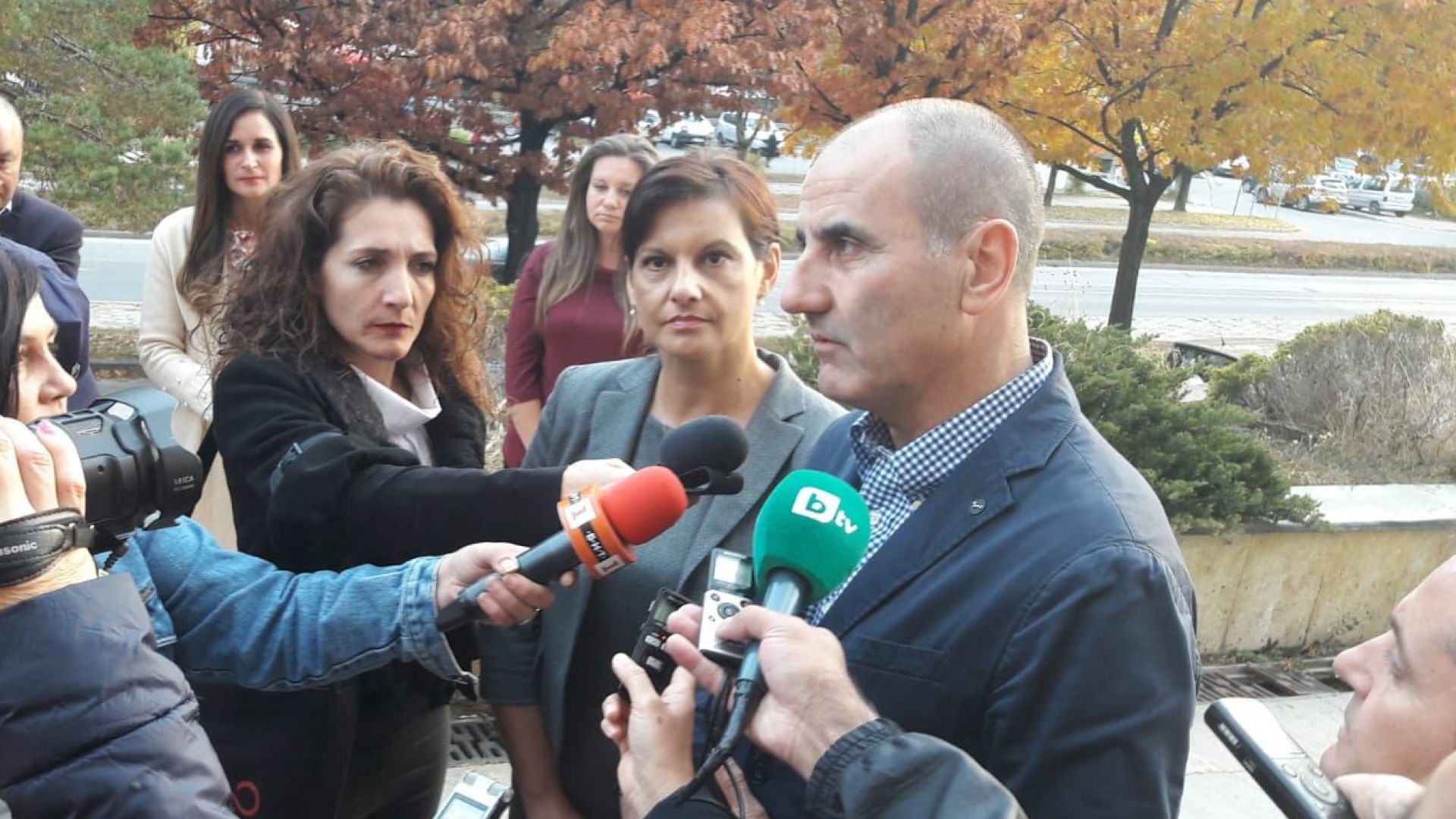 Виж още БСП внесе вота на недоверие