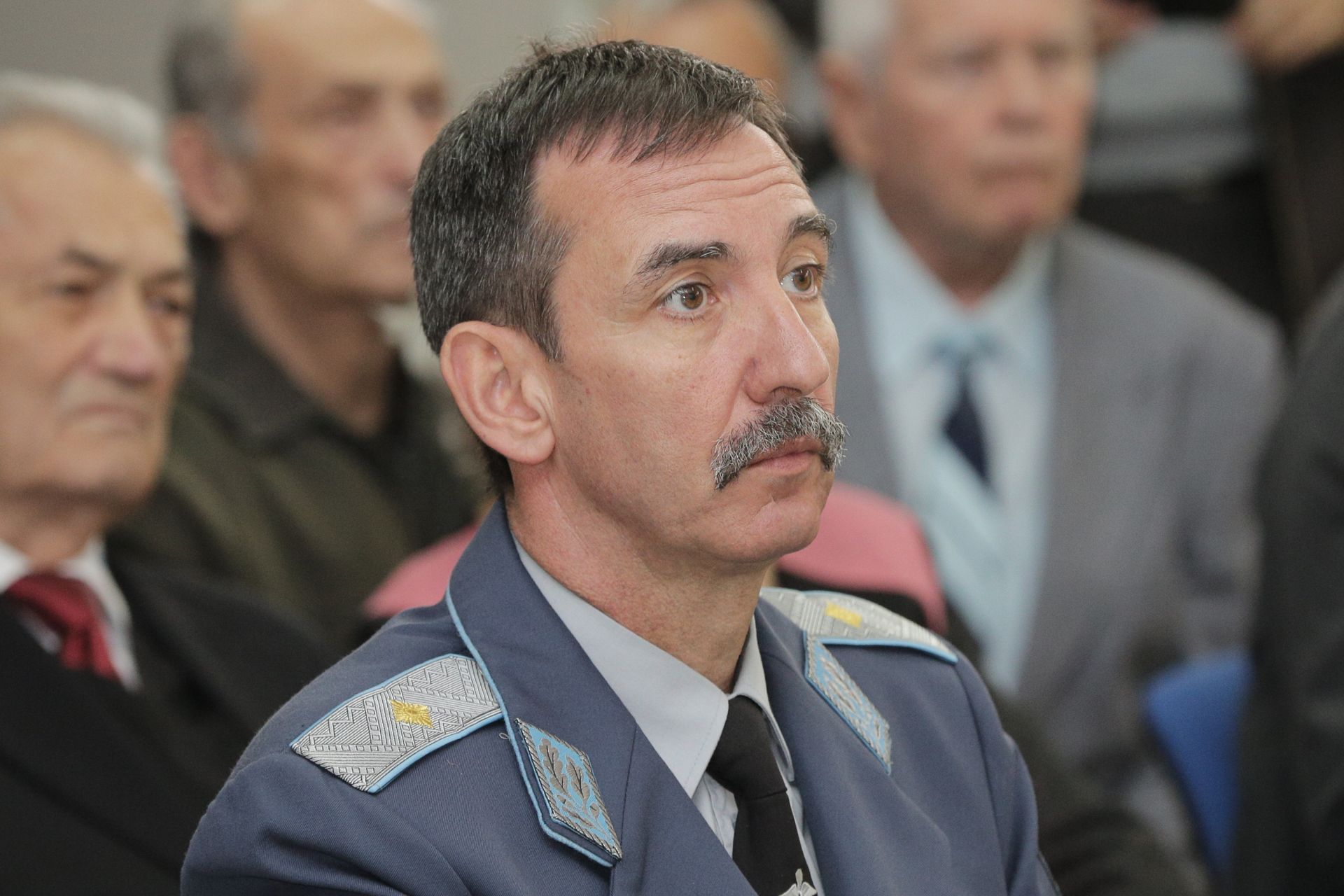 командирът на Трета авиобаза - Граф Игнатиево бригаден генерал Димитър Петров в Деня на отворени врати във формированието