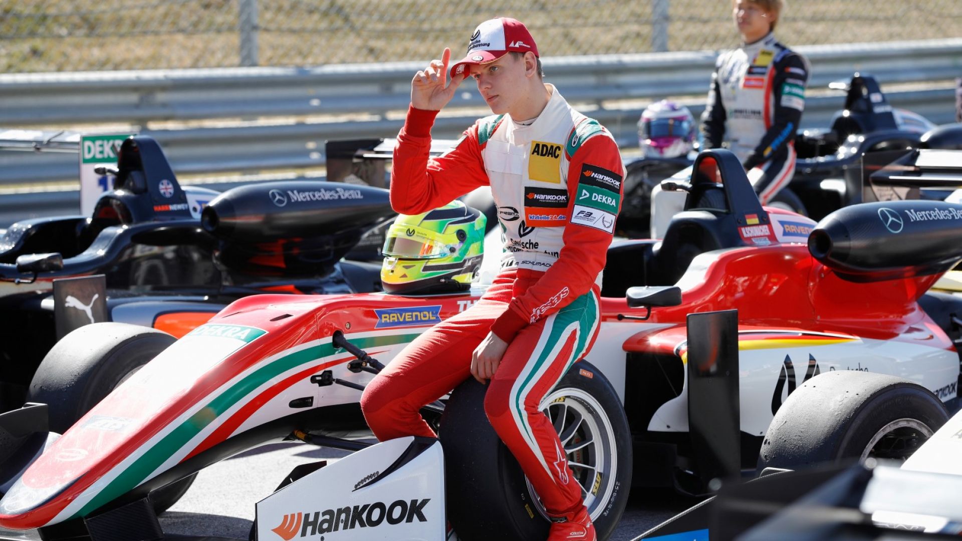 Шумахер младши с нова крачка към Формула 1