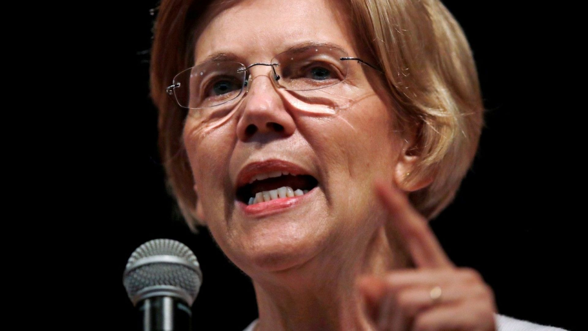 Американският президент Доналд Тръмп заяви че ще дари 1 милион