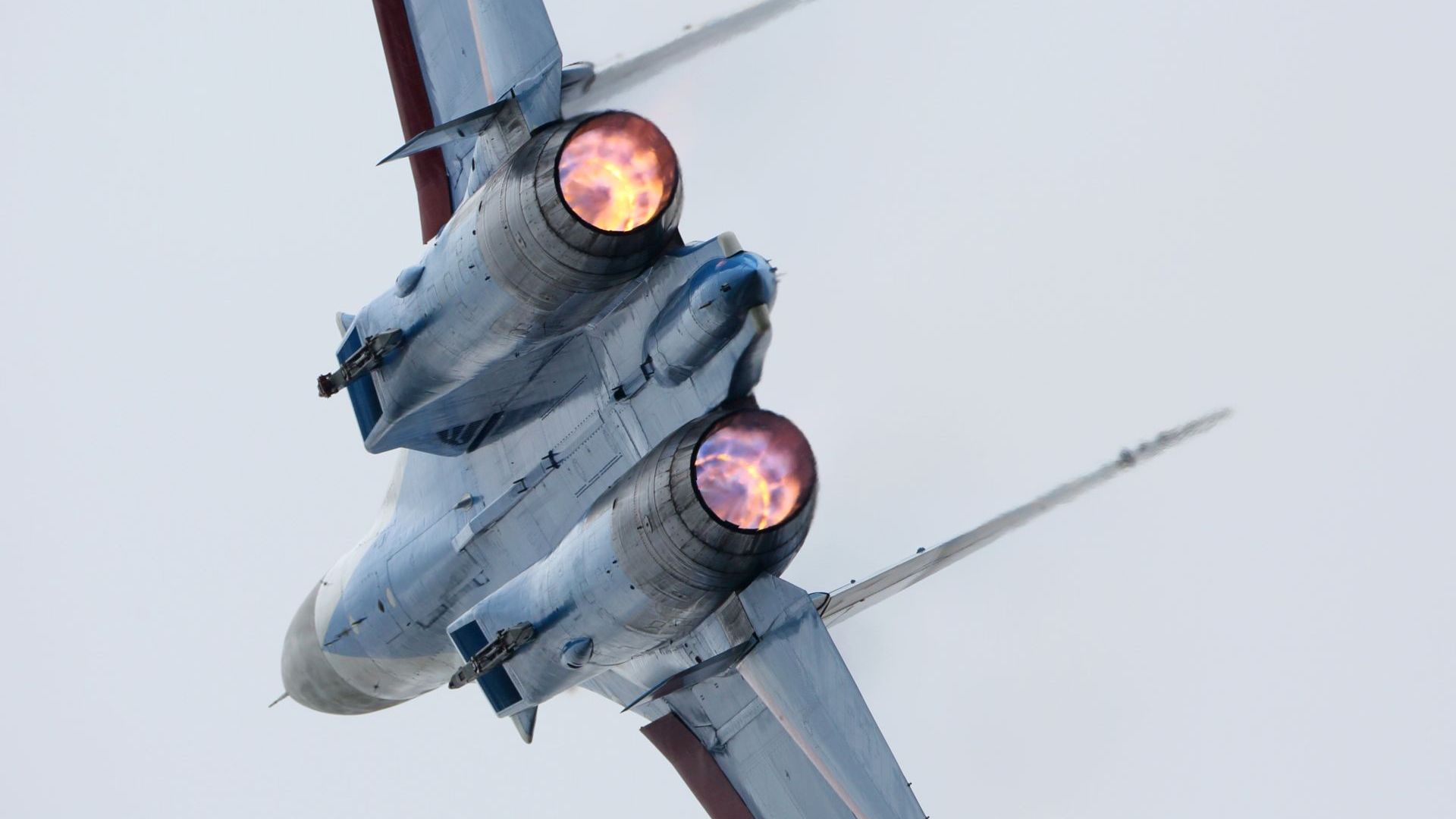 Изтребител Су 27 от украинските ВВС е катастрофирал днес при учебен