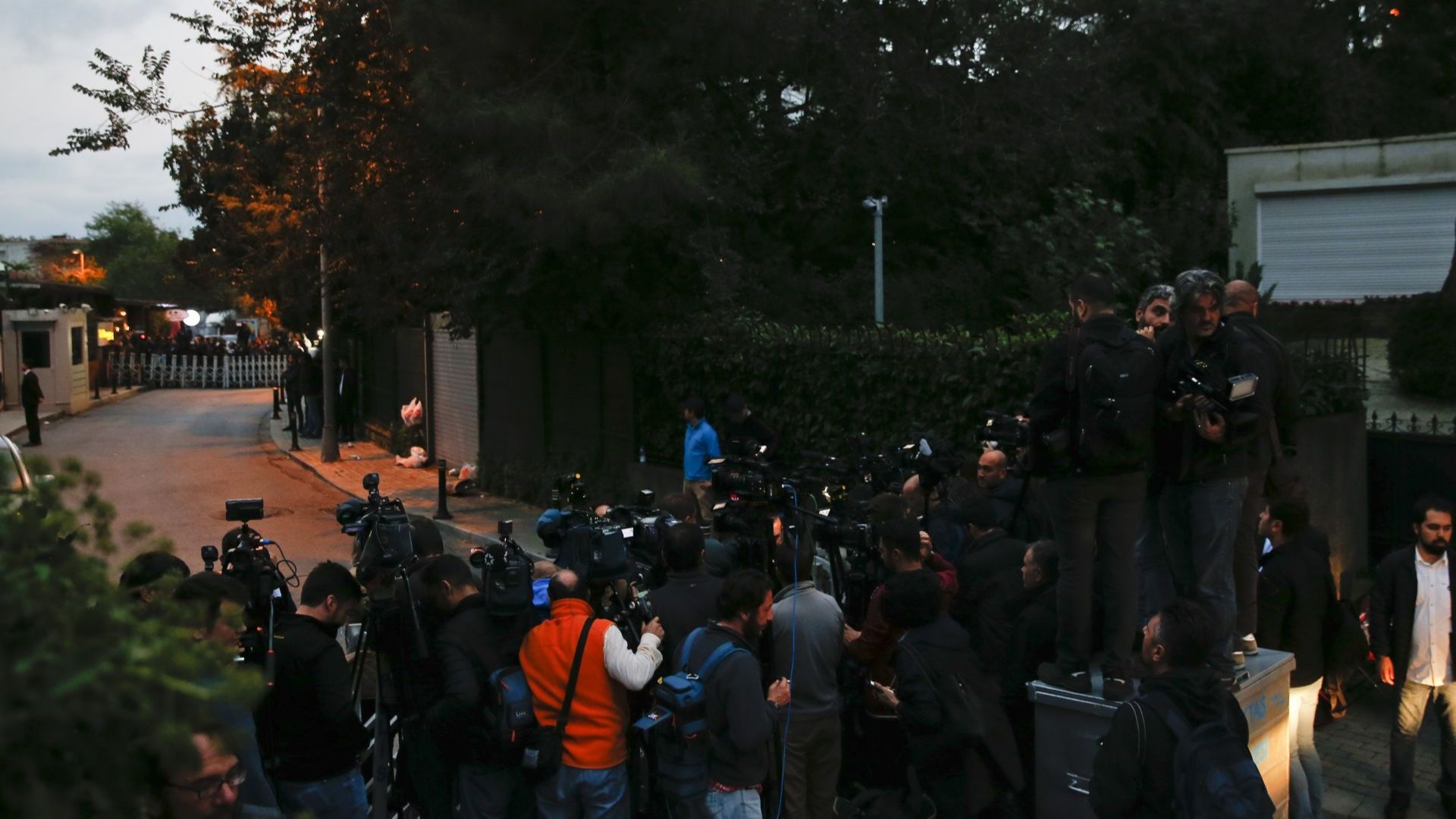 Консулът на Саудитска Арабия в Истанбул е заминал днес за