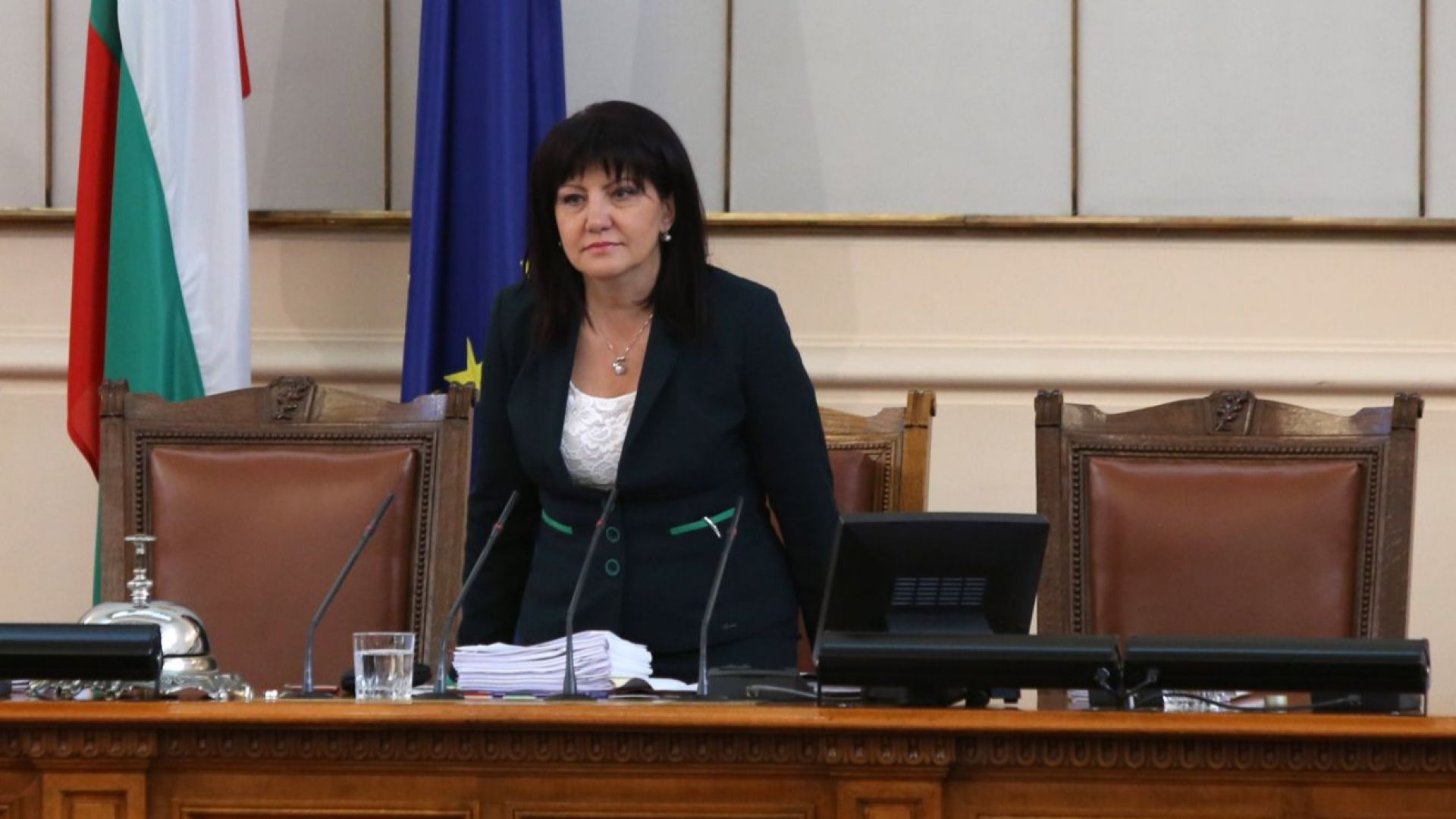 Дебатите по проекта на решение за гласуване недоверие на Министерския