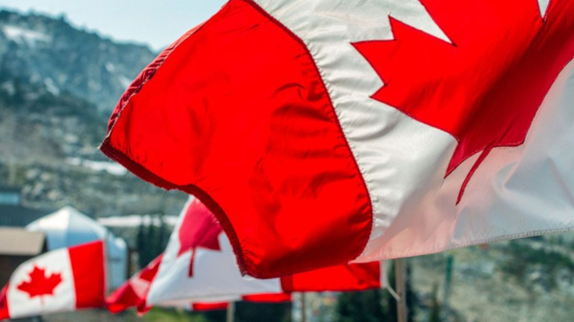Без право за излизане от домовете в канадската провинция Онтарио