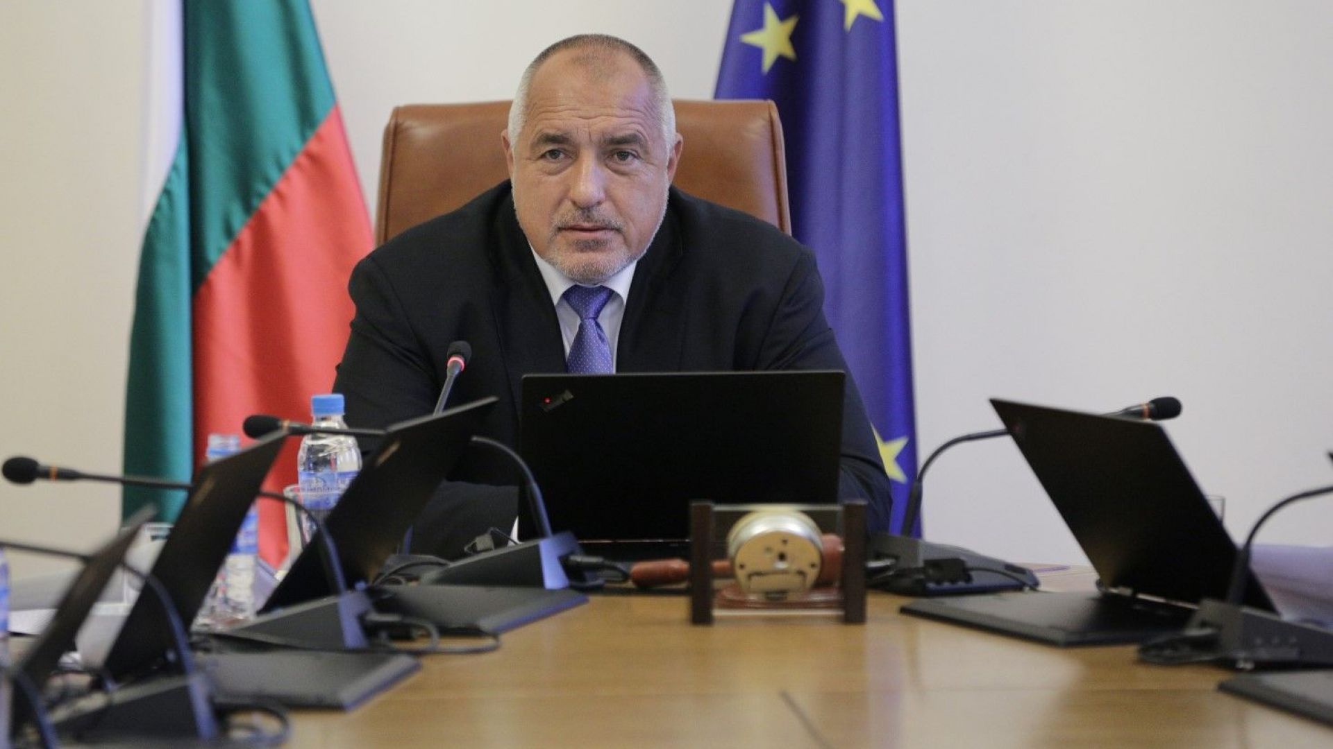 Ако подам оставка бих хвърлил държавата в хаос и приемането