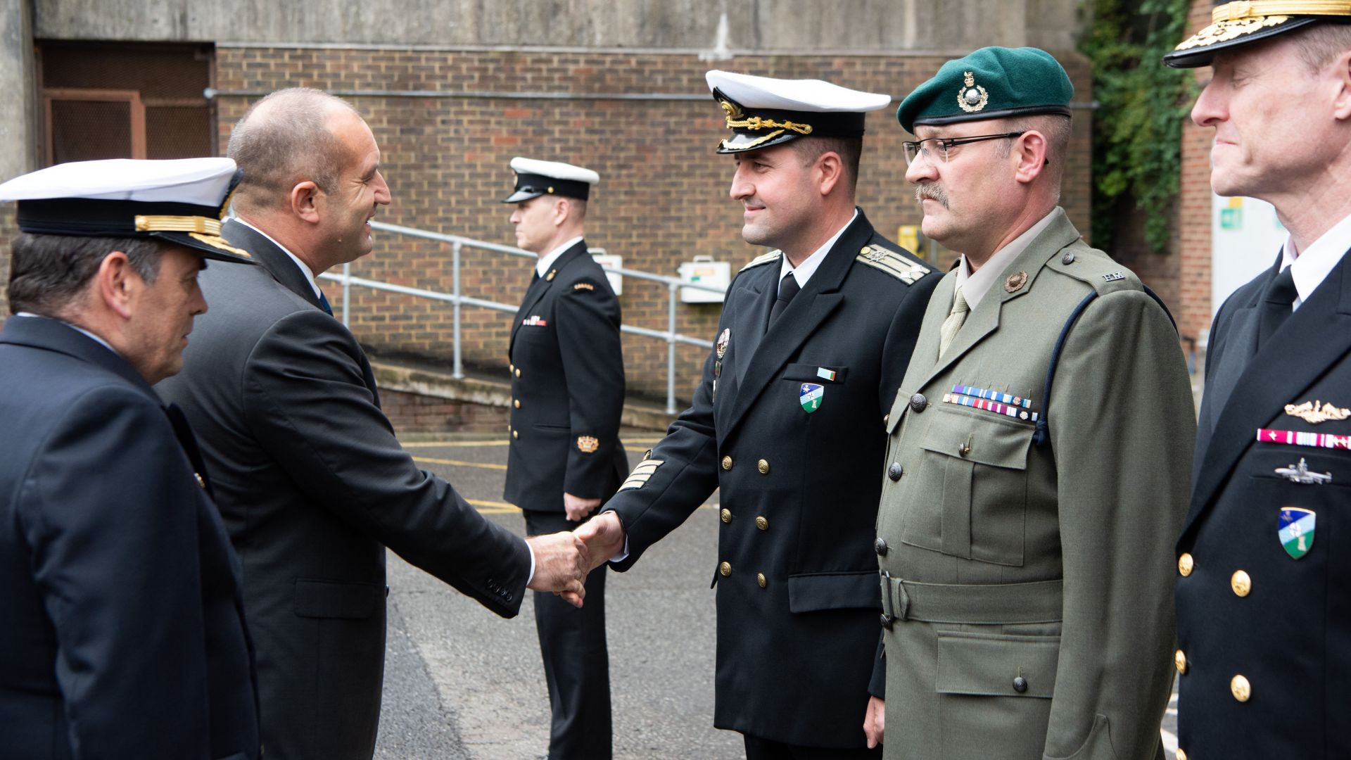 В днешно време в този динамичен несигурен свят сигурността се