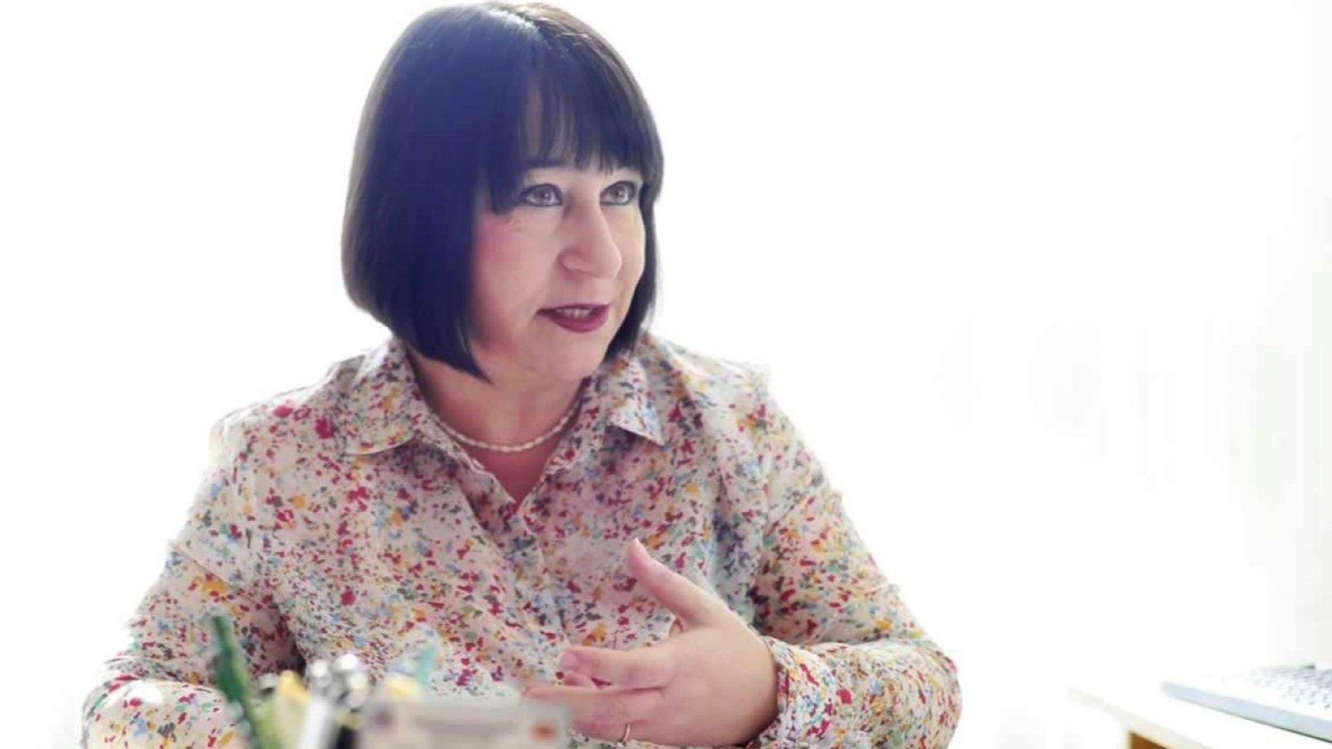 Професор Биляна Ванковска от Философския факултет в Скопие и Европеския