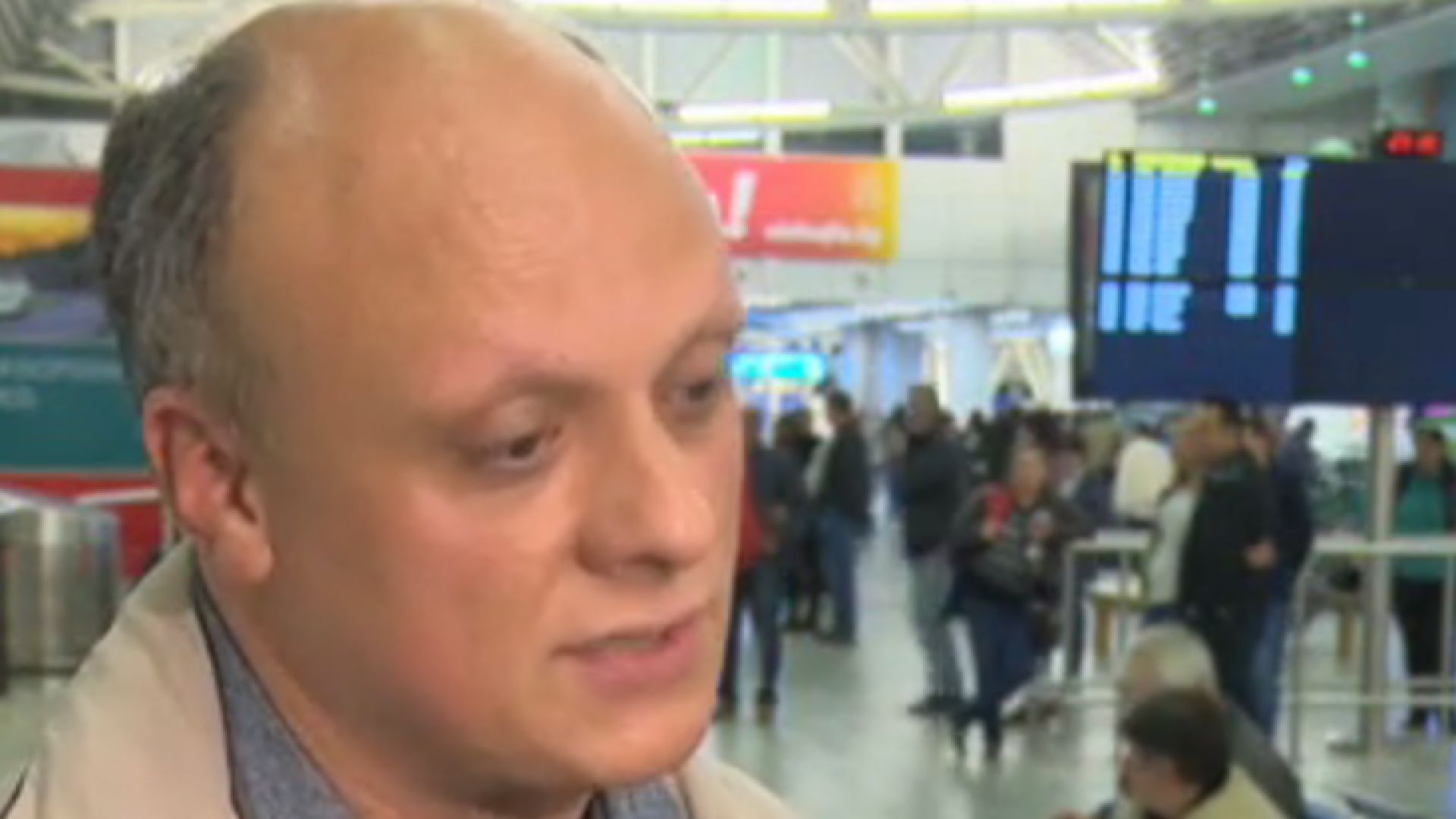 Артистите от Софийската опера кацнаха късно снощи на летище София