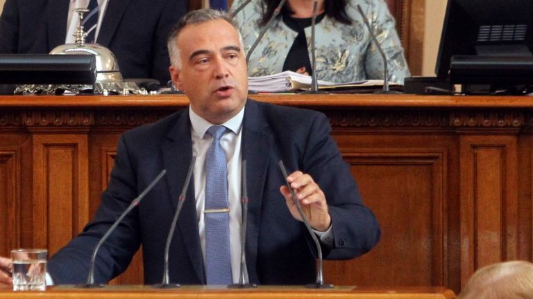 Антон Кутев: Кризата на партийната система ще доведе до нейния крах