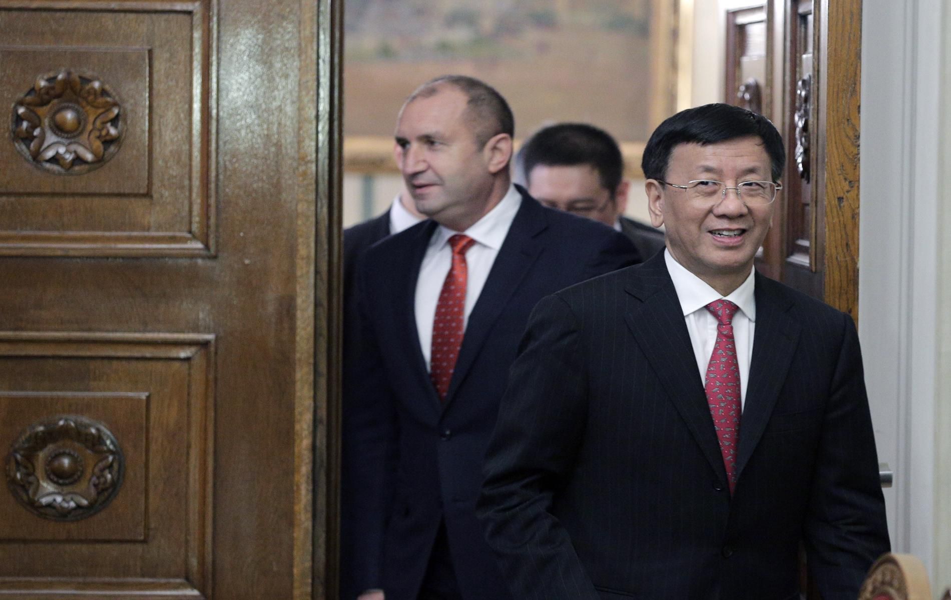 Румен Радев и  Цао Дзиенмин обсъдиха изгодното съвместно сътрудничество