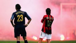 В името на Меаца, Дева Мария и за градската чест: Милан срещу Интер
