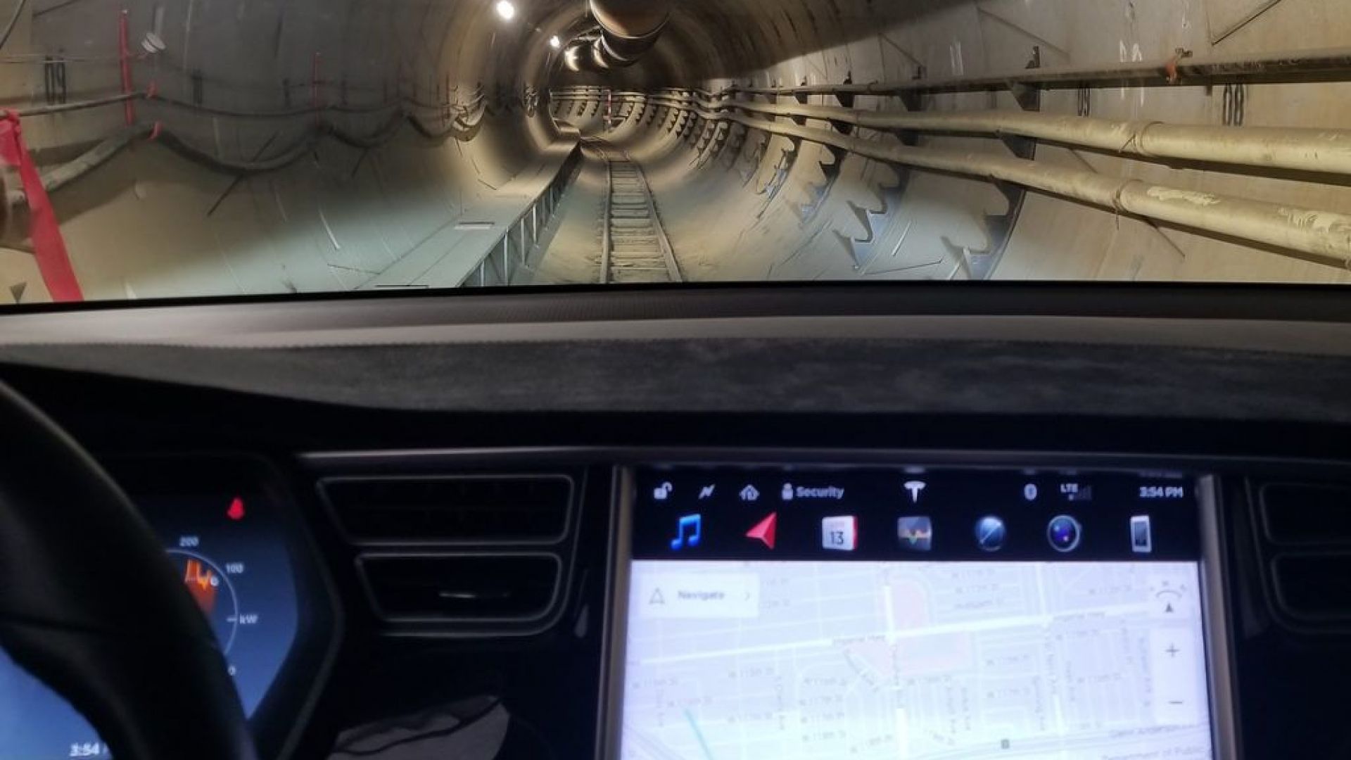 Илон Мъск е  готов с революционния свръхскоростен тунел в Лос Анджелис